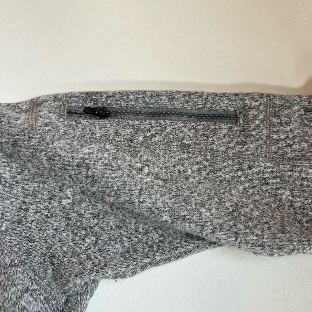 Patagonia Women’s Better Sweater Quarter Zip - Grey, Size Medium - Picture 3 of 5